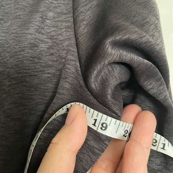 NWT Grey Heather Under Armour Coldgear Sweatshirt Hoodie Womens Size Small - Picture 7 of 8